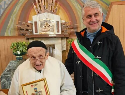 Il quartiere Cristo festeggia don Remigio, da 40 anni parroco di San Giuseppe Artigiano